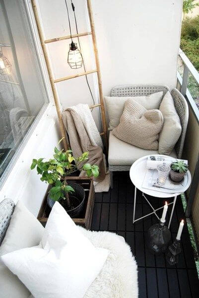 30 Easy Ways To Turn Your Balcony Into A Relaxing Nook (10)