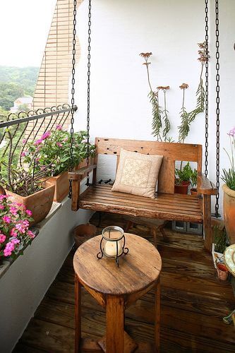 30 Easy Ways To Turn Your Balcony Into A Relaxing Nook (25)