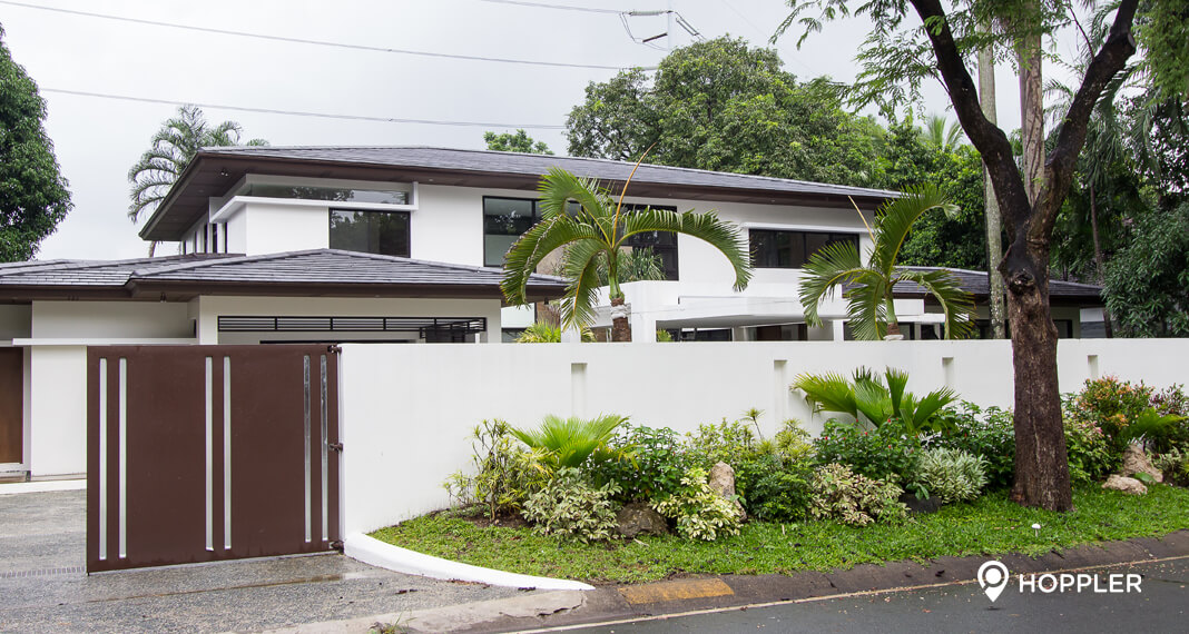 hoppler-welcome-to-forbes-park-a-prime-residential-village-in-the-philippines