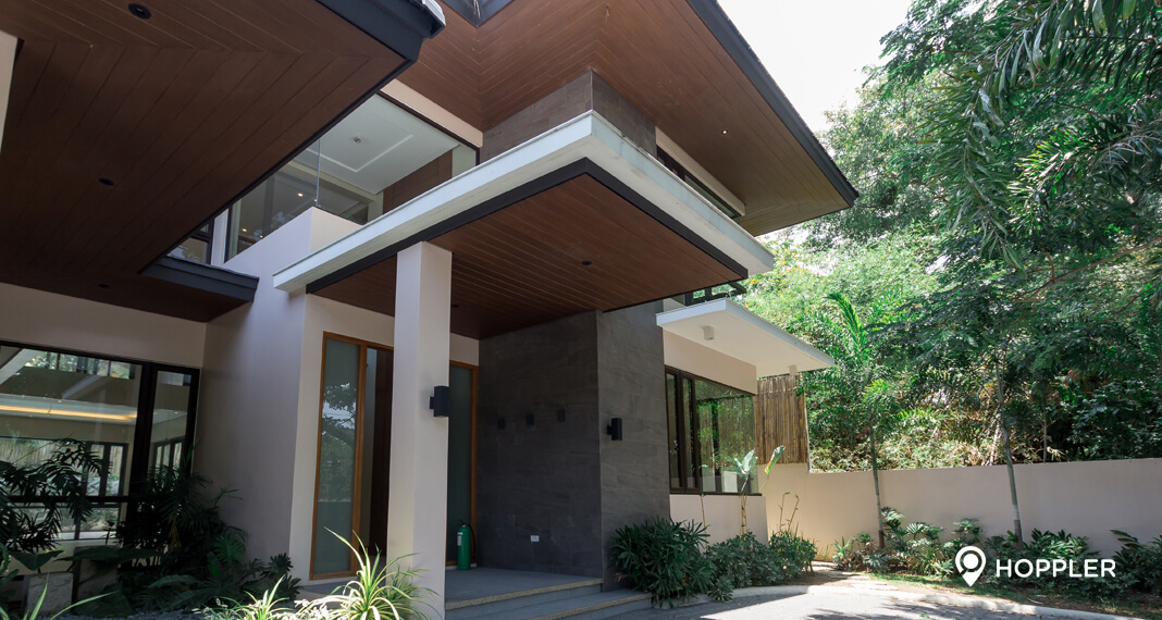 hoppler-property-of-the-month-a-serene-and-complete-family-home-in-ayala-alabang